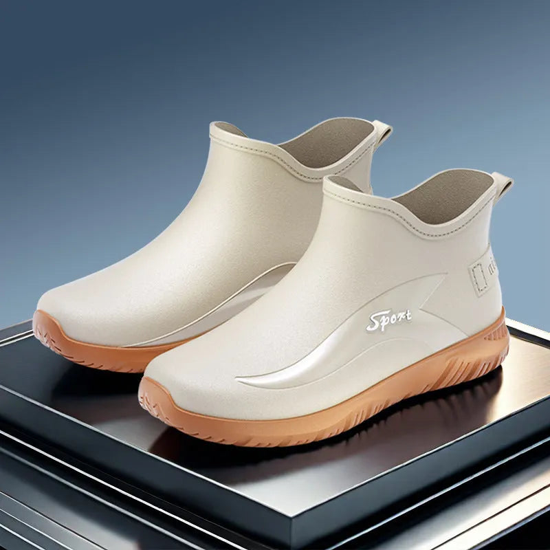 Men's short solid-colour PVC rubber boots with a flat non-slip sole, shown in beige and black colour options.