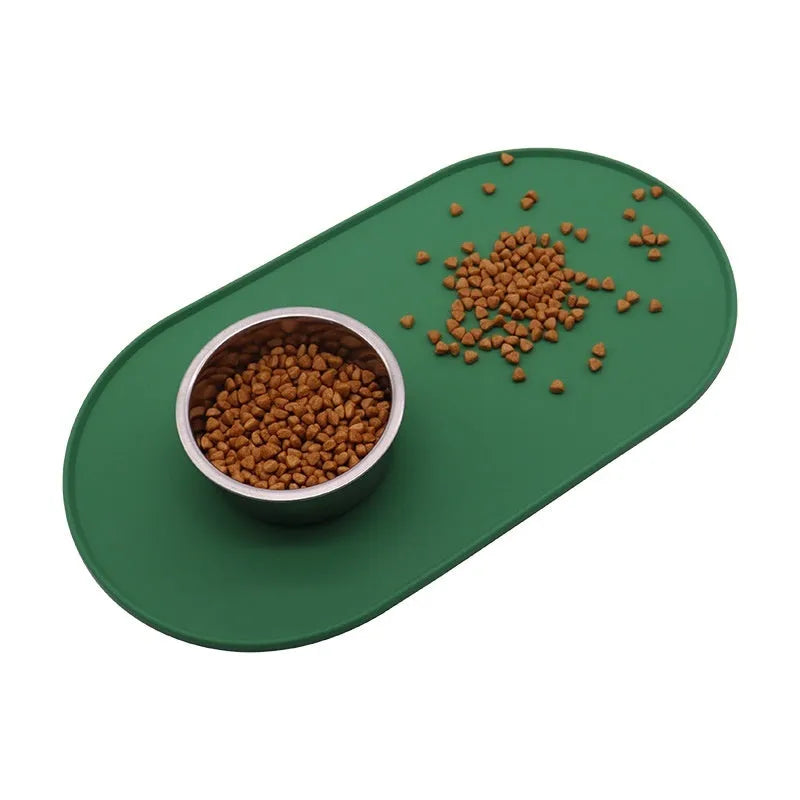 Silicone waterproof cat meal cleaning placemat in green colour showing rectangular shape and textured surface