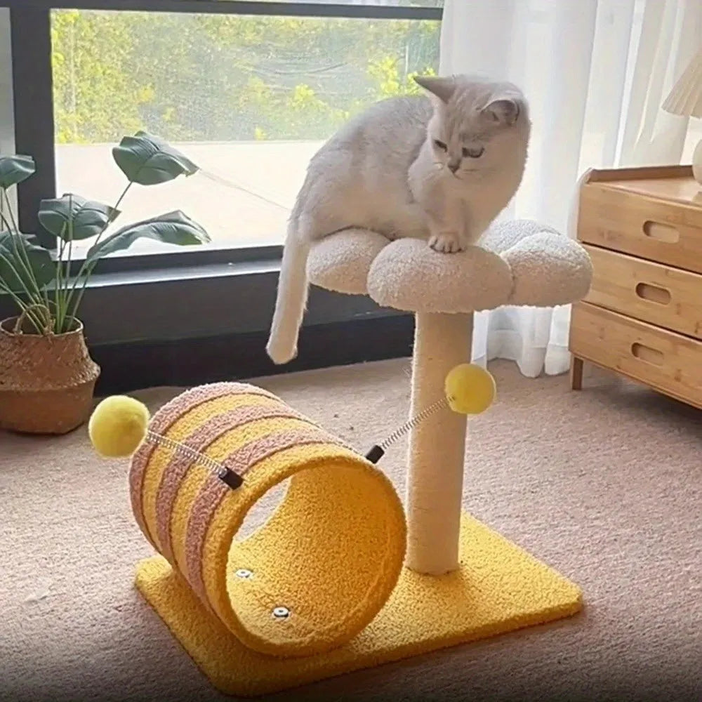 Yellow bee-shaped cat climbing frame with sisal scratching board and tunnel, dimensions 46x36x25cm