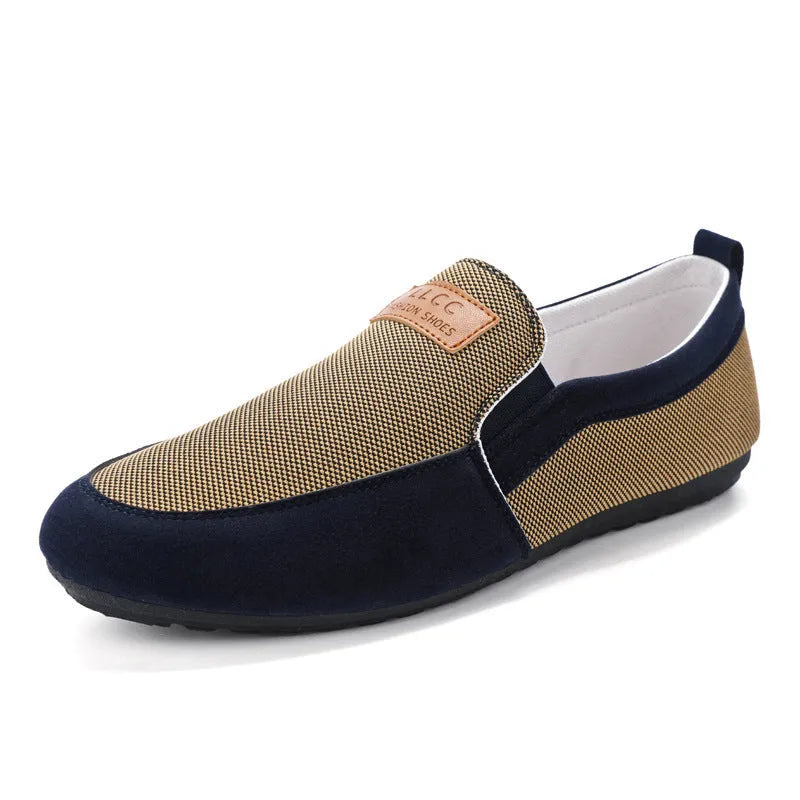 Men's solid colour canvas board shoes with round toe and rubber sole