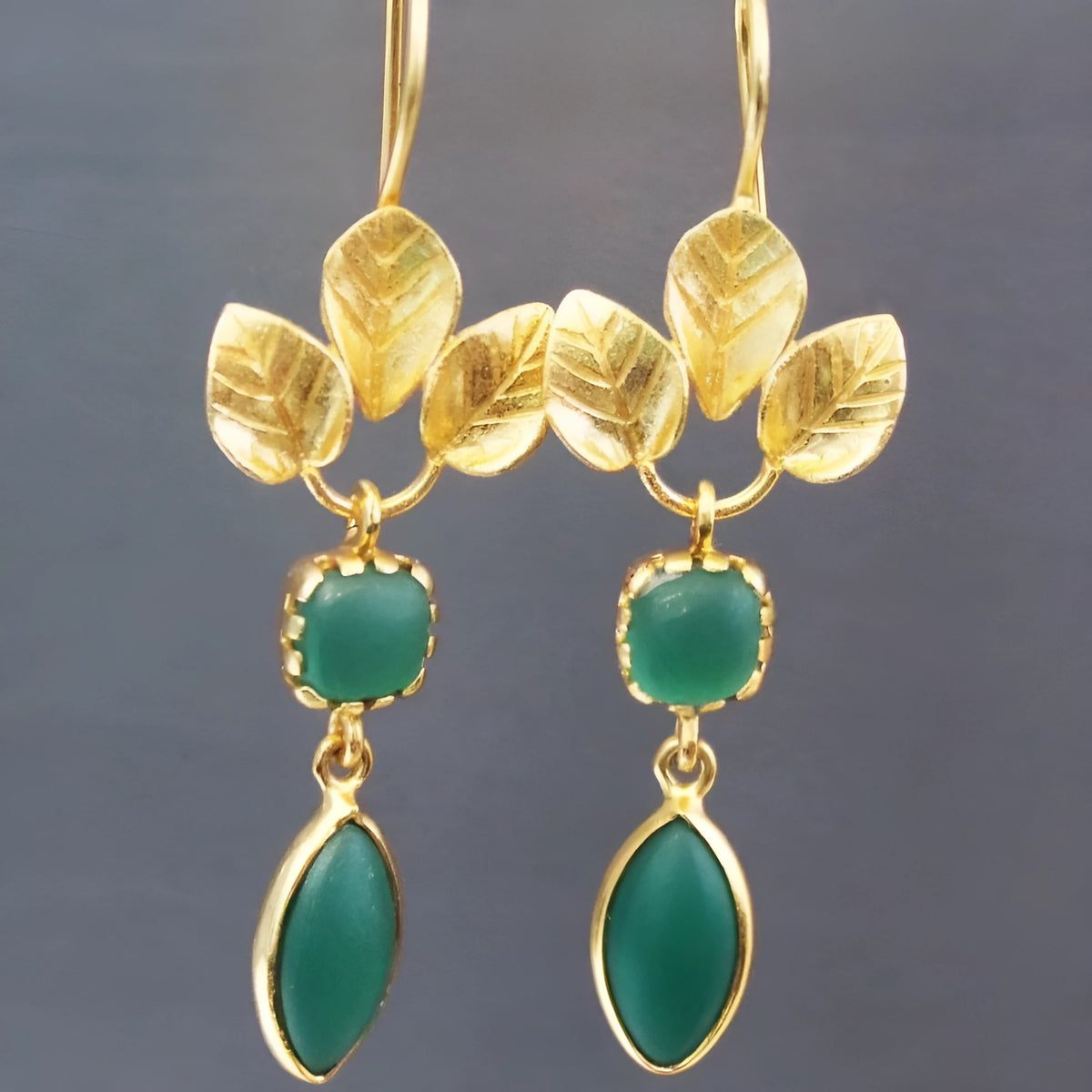 Gold drop earrings with French leaves tassel and water droplet zircon design