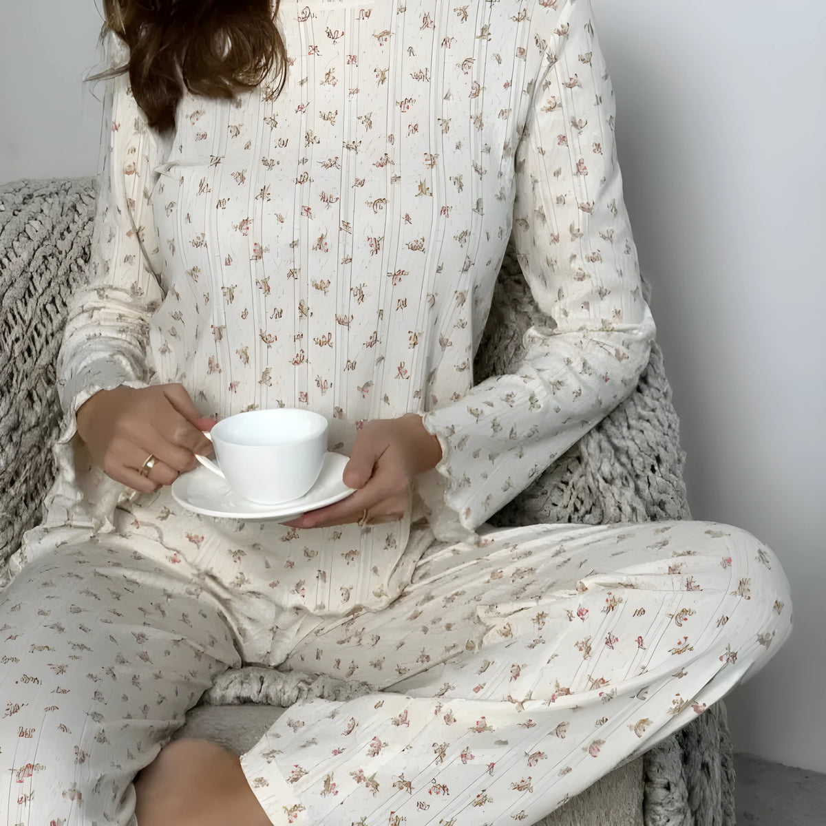 Women's white floral print bell sleeve top and wide leg trousers casual suit
