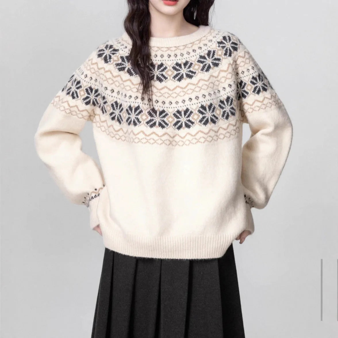 Women's milky white fair island geometric pattern pullover sweater