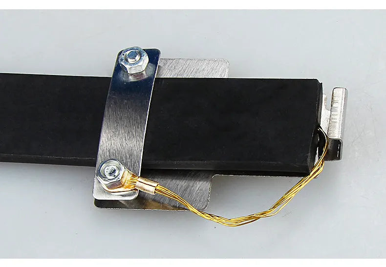 Black rubber car electrostatic grounding chain with copper wire, measuring 370mm in length.