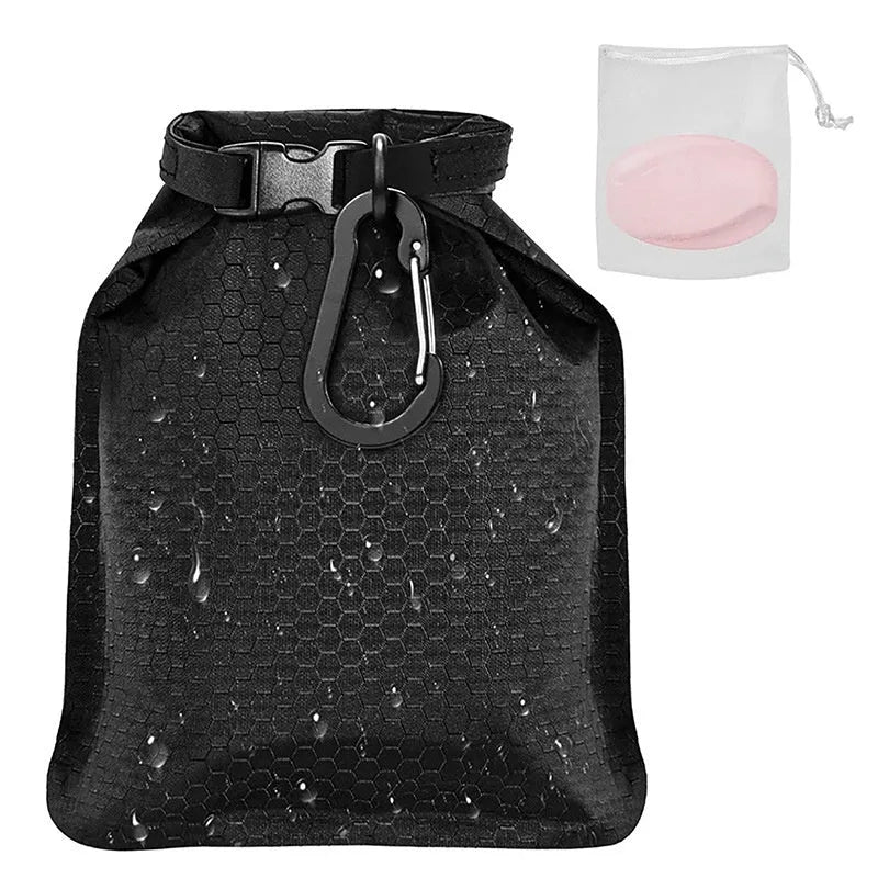 Waterproof soap bag with bubble net design measuring 17cm by 13cm
