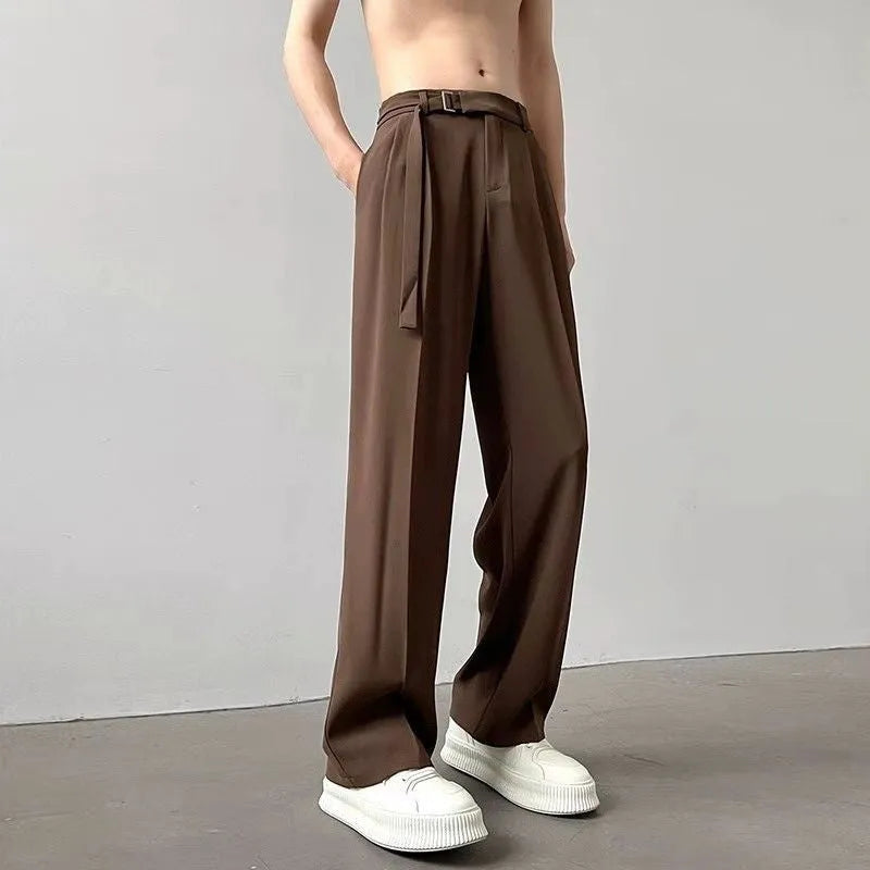 Straight-leg wide-leg trousers in black, made from a thin chemical fibre blend fabric.
