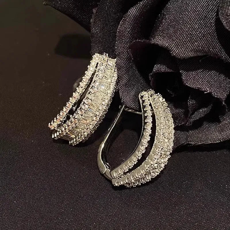 Geometric copper stud earrings with white gold colour and zircon inlay for women