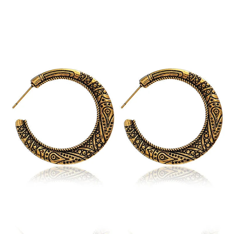 C-shaped vintage engraving alloy earrings in bronze colour with abstract geometric design