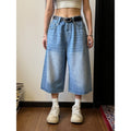 Men's loose straight-leg denim shorts in blue colour with micro-elastic trueran fabric