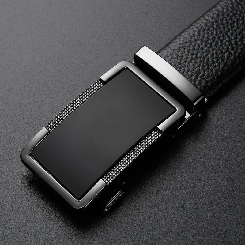 Men's leather belt with automatic buckle in gun black colour showing alloy buckle detail