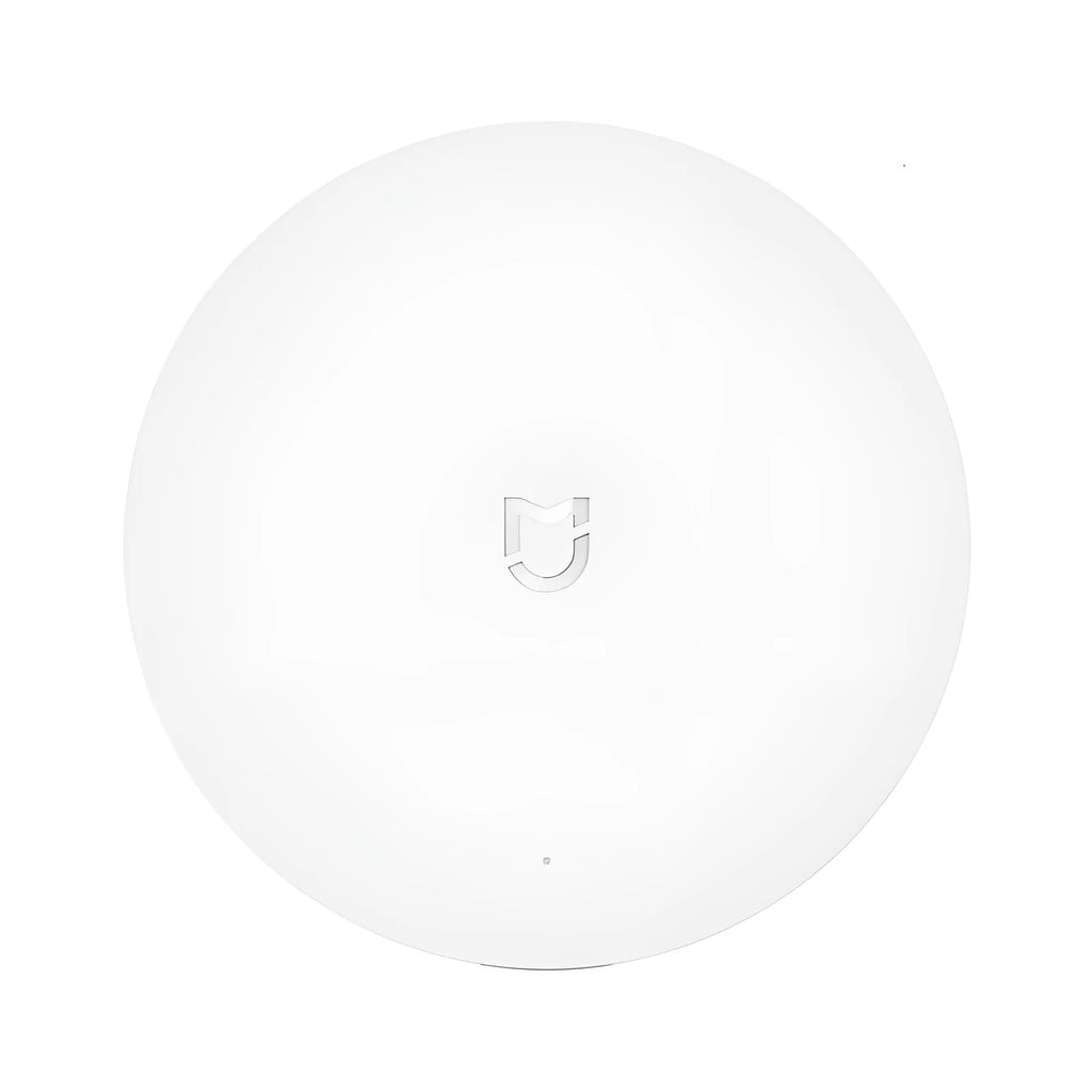 White Xiaomijia smart home gateway with UK plug for wireless remote control