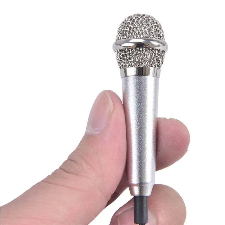 T3 Mini wired condenser microphone in silver with 3.5mm jack for Android phones.