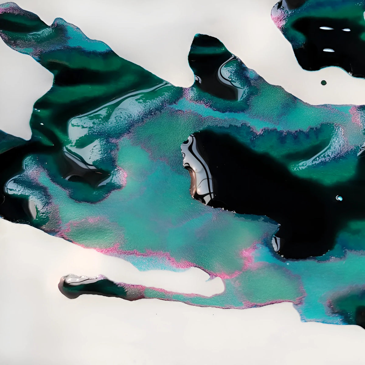 Bottle of strong sheen gradient ink with gold powder effects for fountain and dip pens
