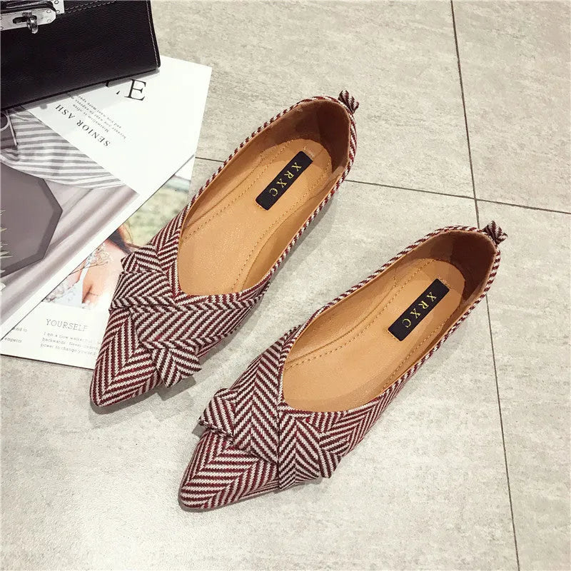 Korean style women's pointed toe shoes with low 1-3cm flat heel in red and black colours