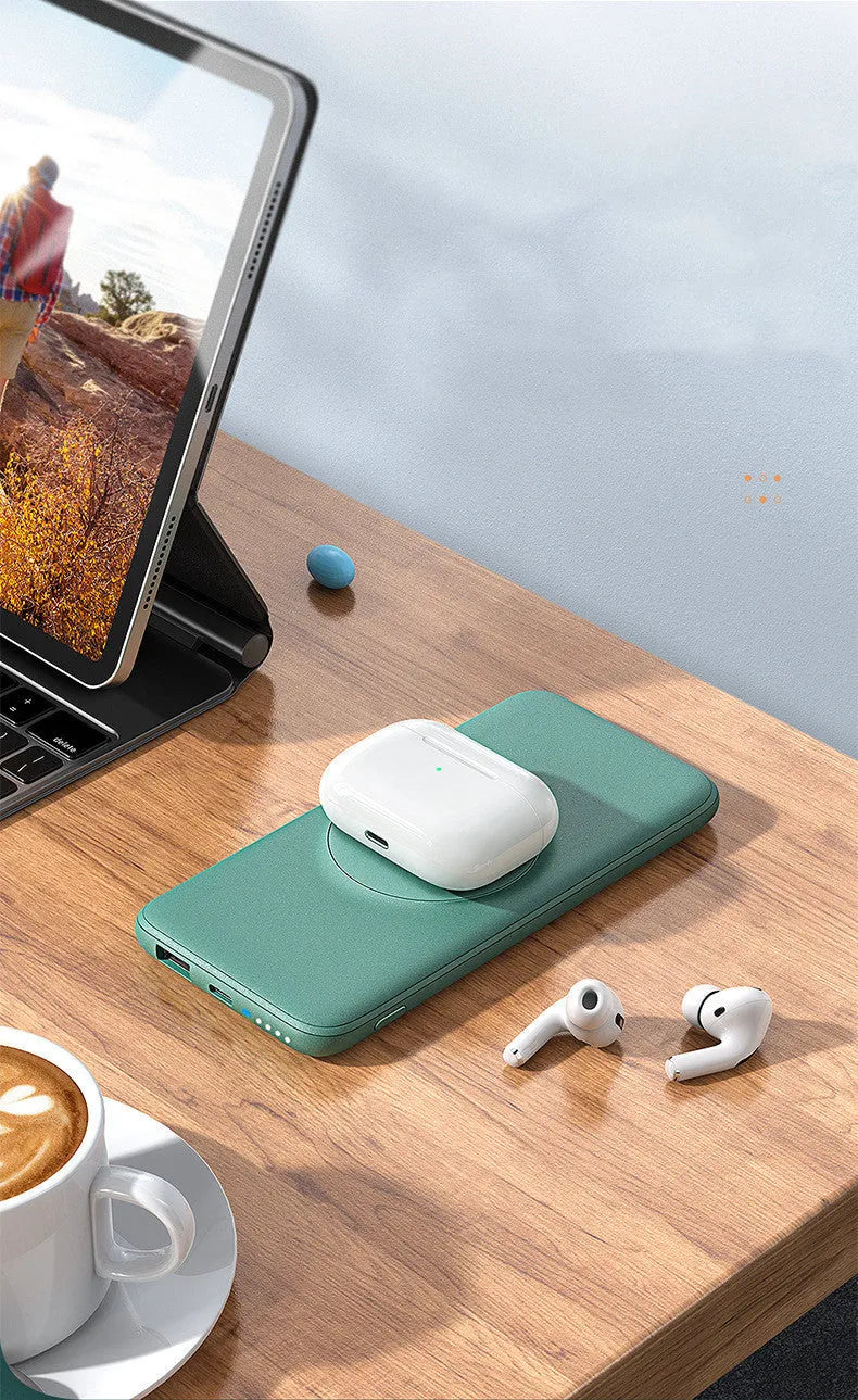 Maiduo MagSafe magnetic wireless power bank in mint green showing dimensions and back clip