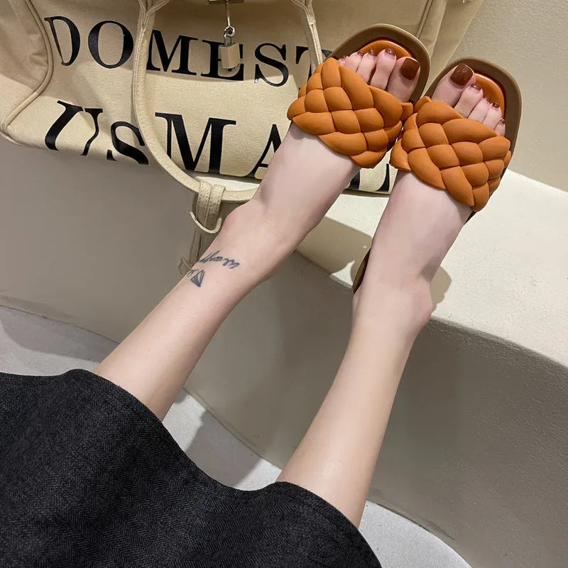Women's casual plaid PVC beach sandals with a thick anti-skid sole in white.
