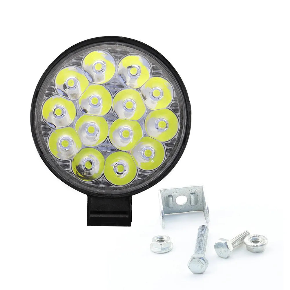 White LED work lights with round aluminum housing for car and vehicle auxiliary lighting