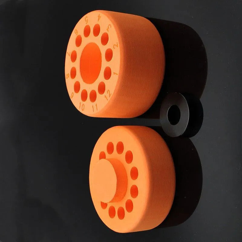 Orange metal iron block and blue plastic cover process cooling box for laboratory temperature control