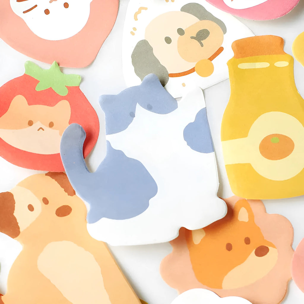 Small animal-shaped sticky note set with 90 pages in six different animal designs