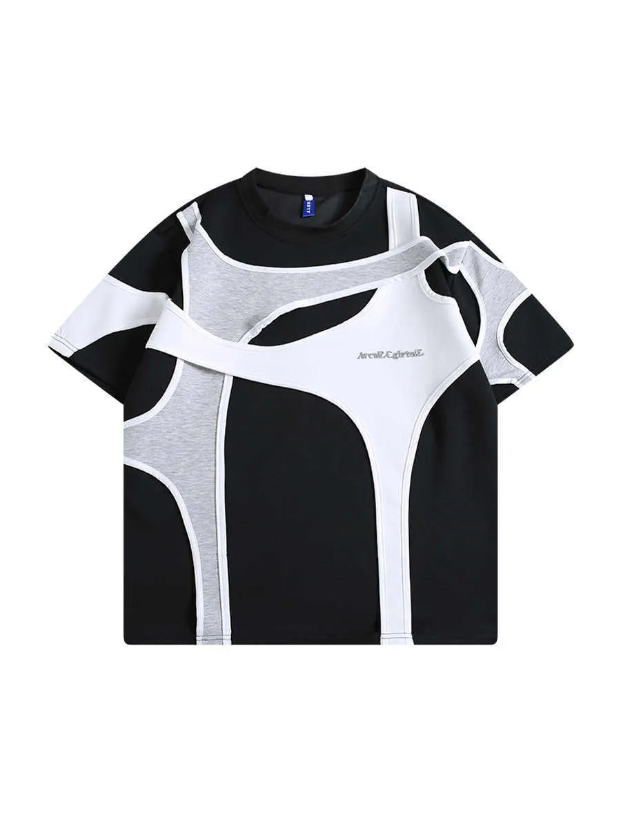 Black and white loose fit t-shirt with padded shoulders and double stitching detail