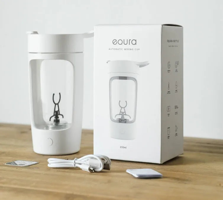 Portable USB rechargeable juice blender in black, blue, pink, or white with 650ml cup and compact design.