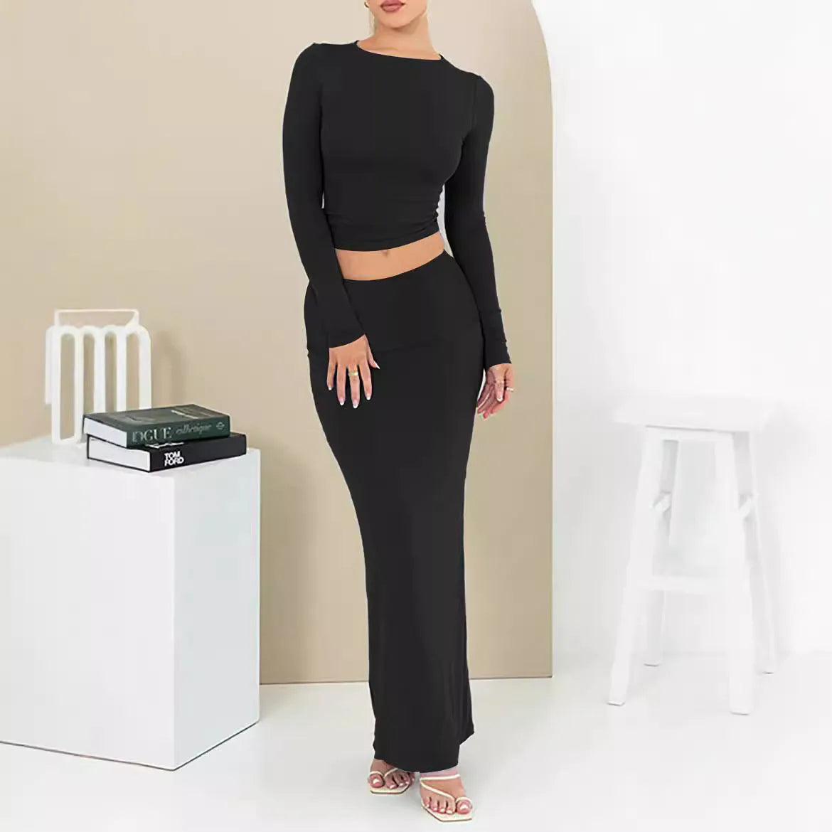 Women's autumn two-piece suit in polyester with slim fit and long skirt