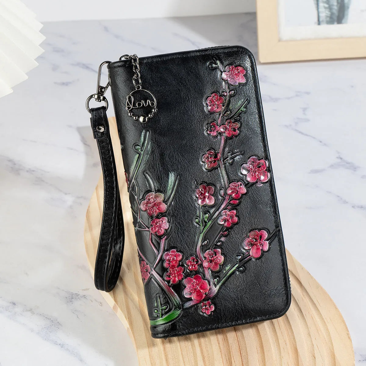 Embossed floral pattern handbag in Chinese style with European American retro design