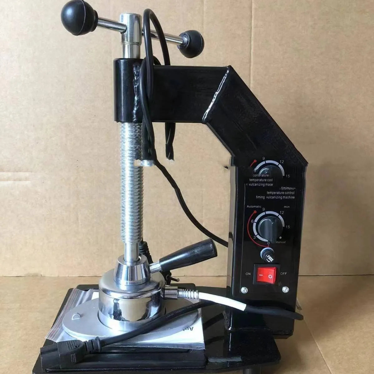Black metal automatic temperature control fire supplement vulcanizing machine with US power supply for tyre repair