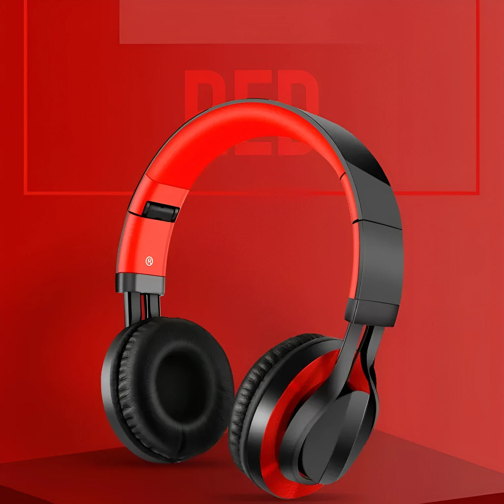 Wired over-ear karaoke headphones with microphone in black, black gold, or black red with a 3.5mm plug.