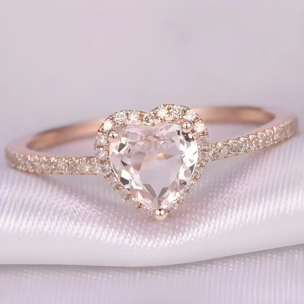 Heart-shaped women's wedding ring with crystal details in rose gold electroplated finish