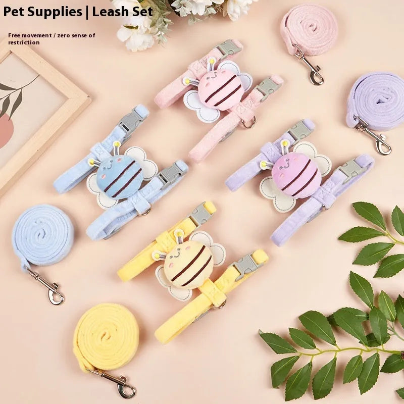 Bee shape adjustable cat leash harness in polyester material with strap and hand holding rope
