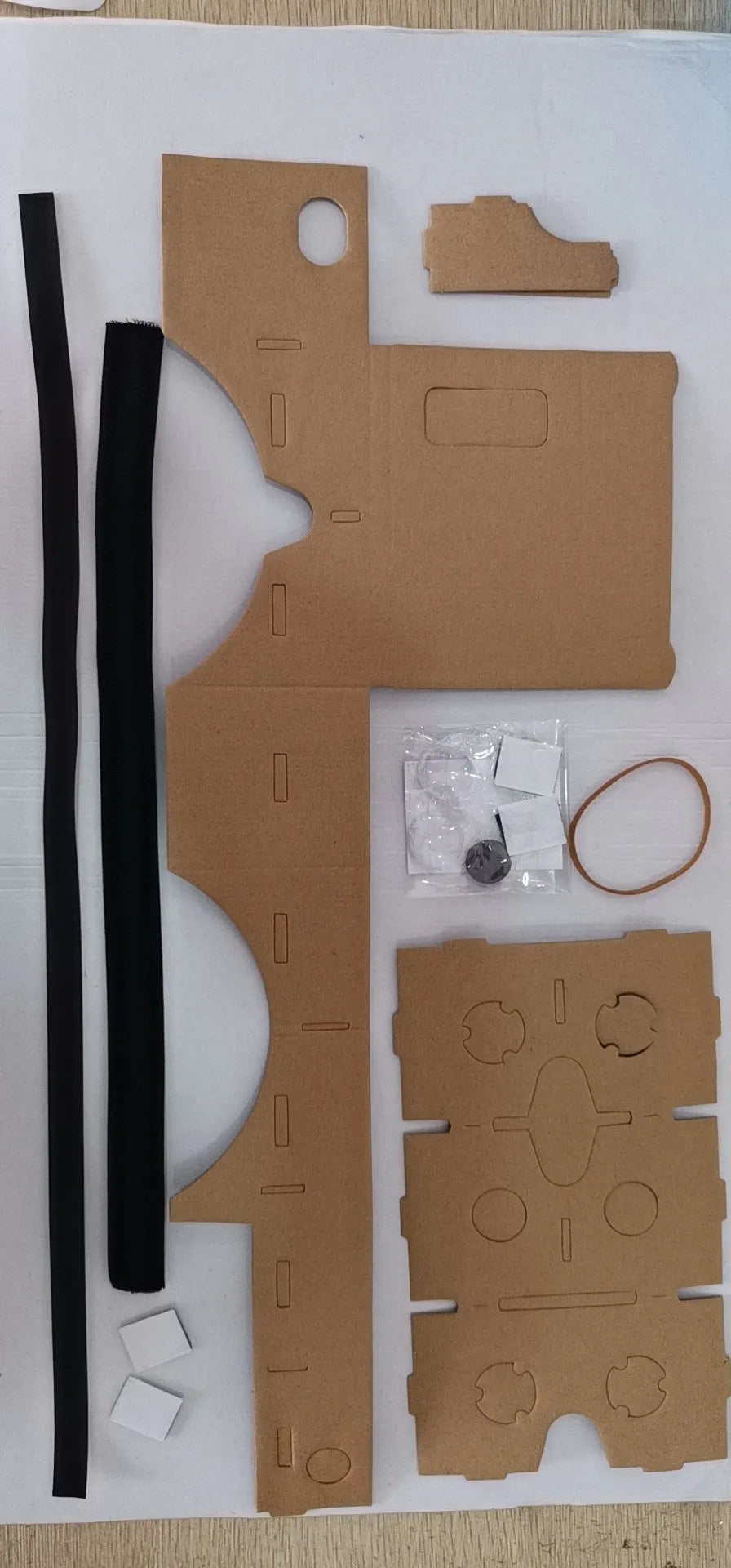 VR Cardboard Glasses kit with magnetic button and adjustable rubber band head strap