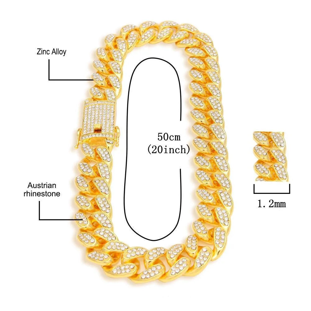 Roman grain graduation quartz watch set three pieces square diamond studded dial black mesh band