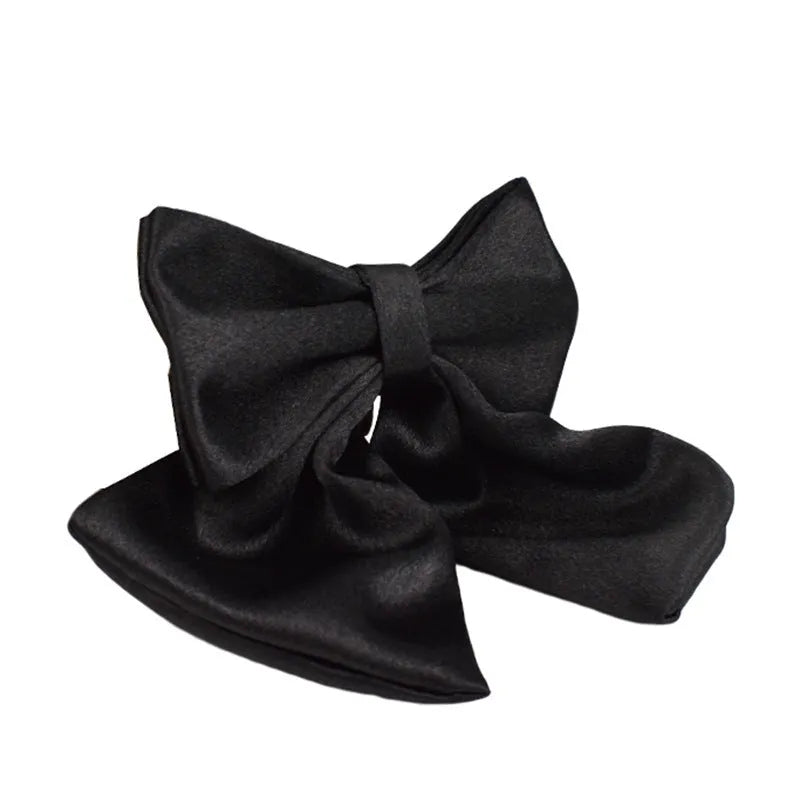 Soft cloth dog collar, leash, vest, and bow tie set shown in multiple colours for small to extra large dogs.