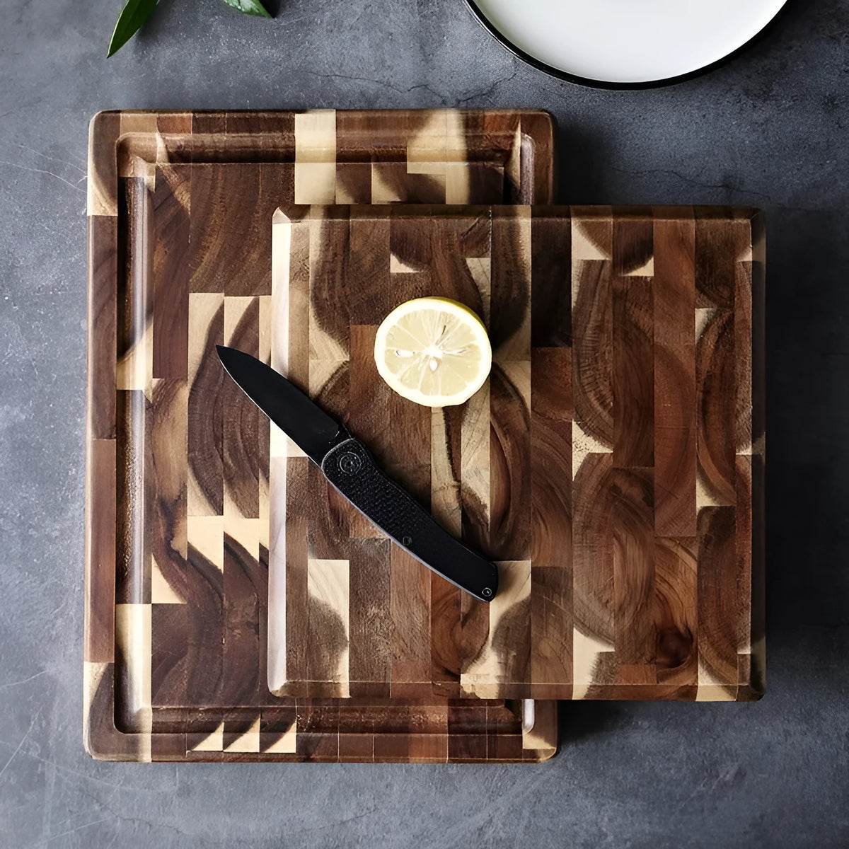 Brown solid wood chopping board with parquet pattern and 3cm thick edge