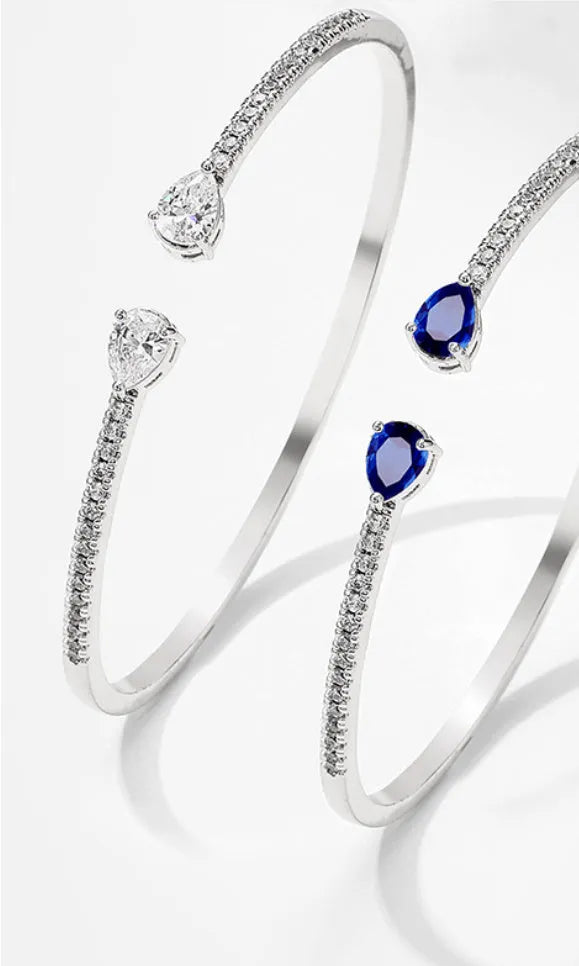 Copper bracelet with inlaid zircon decoration in simple style, white and blue colour options