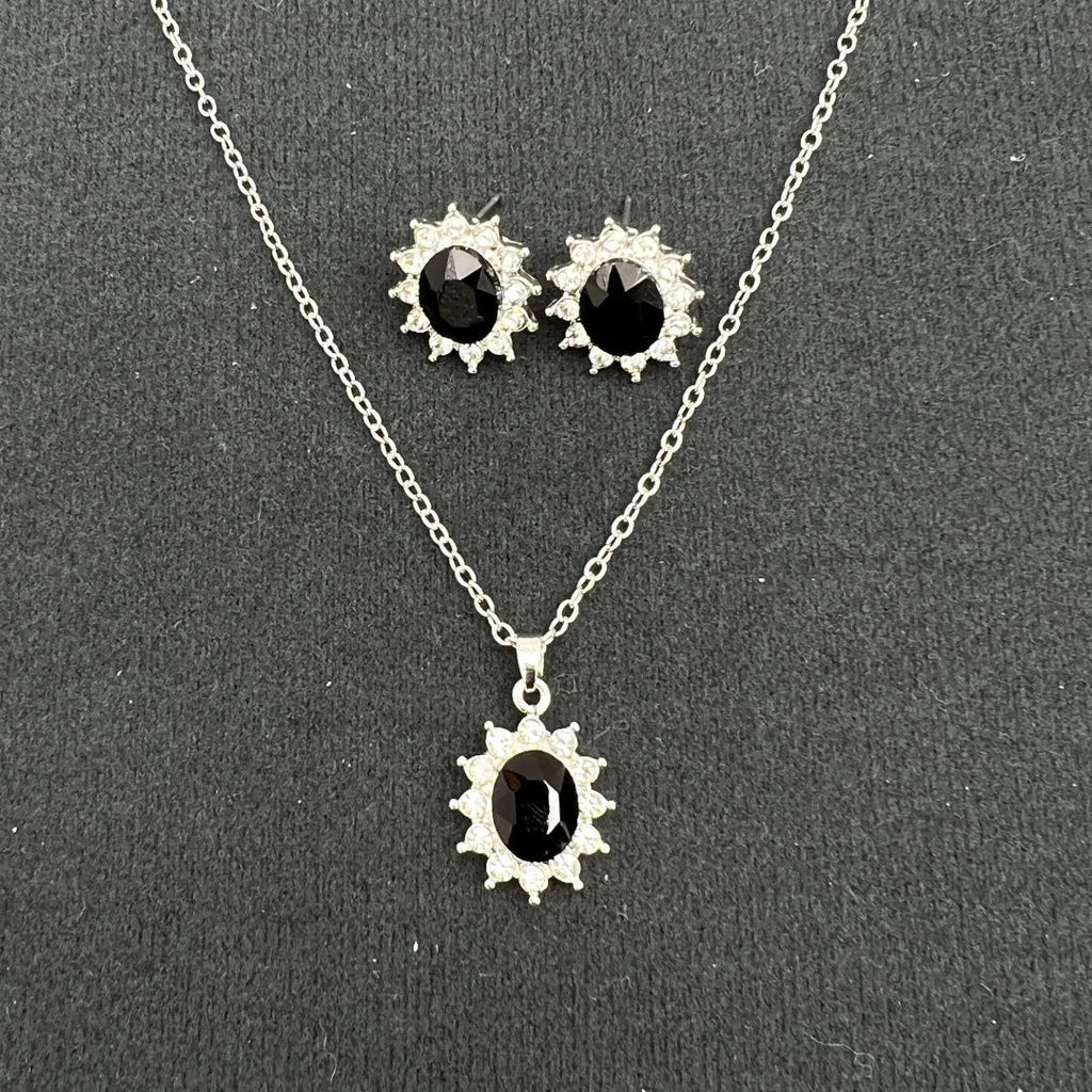 Women's sunflower zircon necklace and earrings set in alloy with electroplated finish
