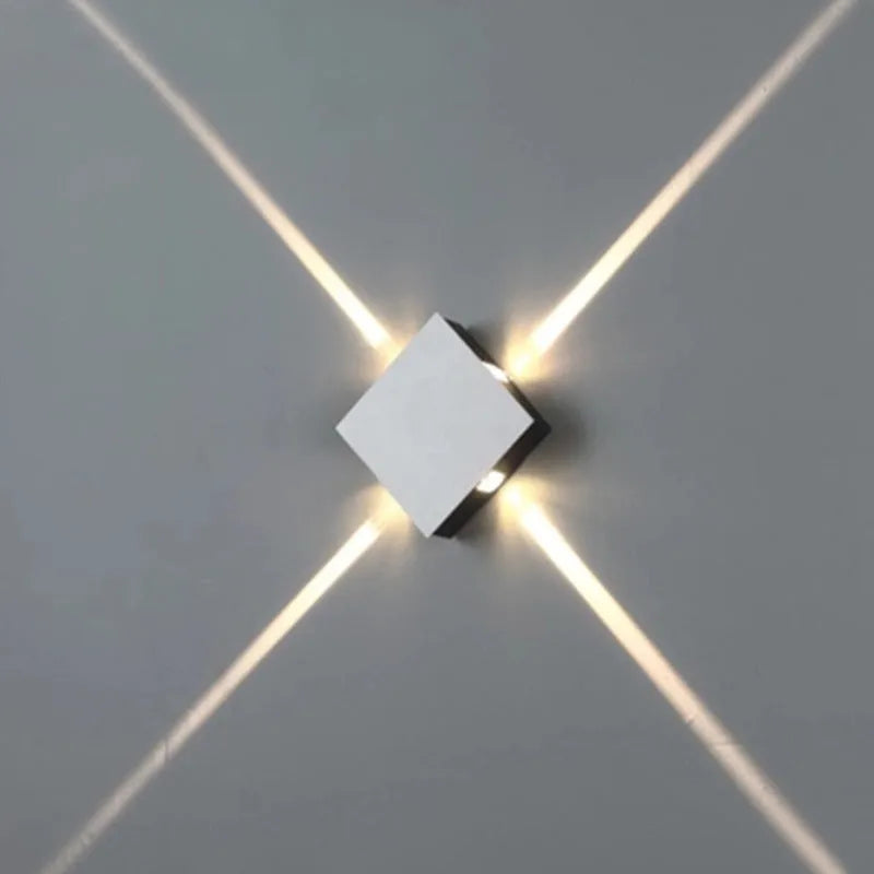 Square and round LED wall light with aluminium body and iron lampshade in 141x141x45mm dimensions