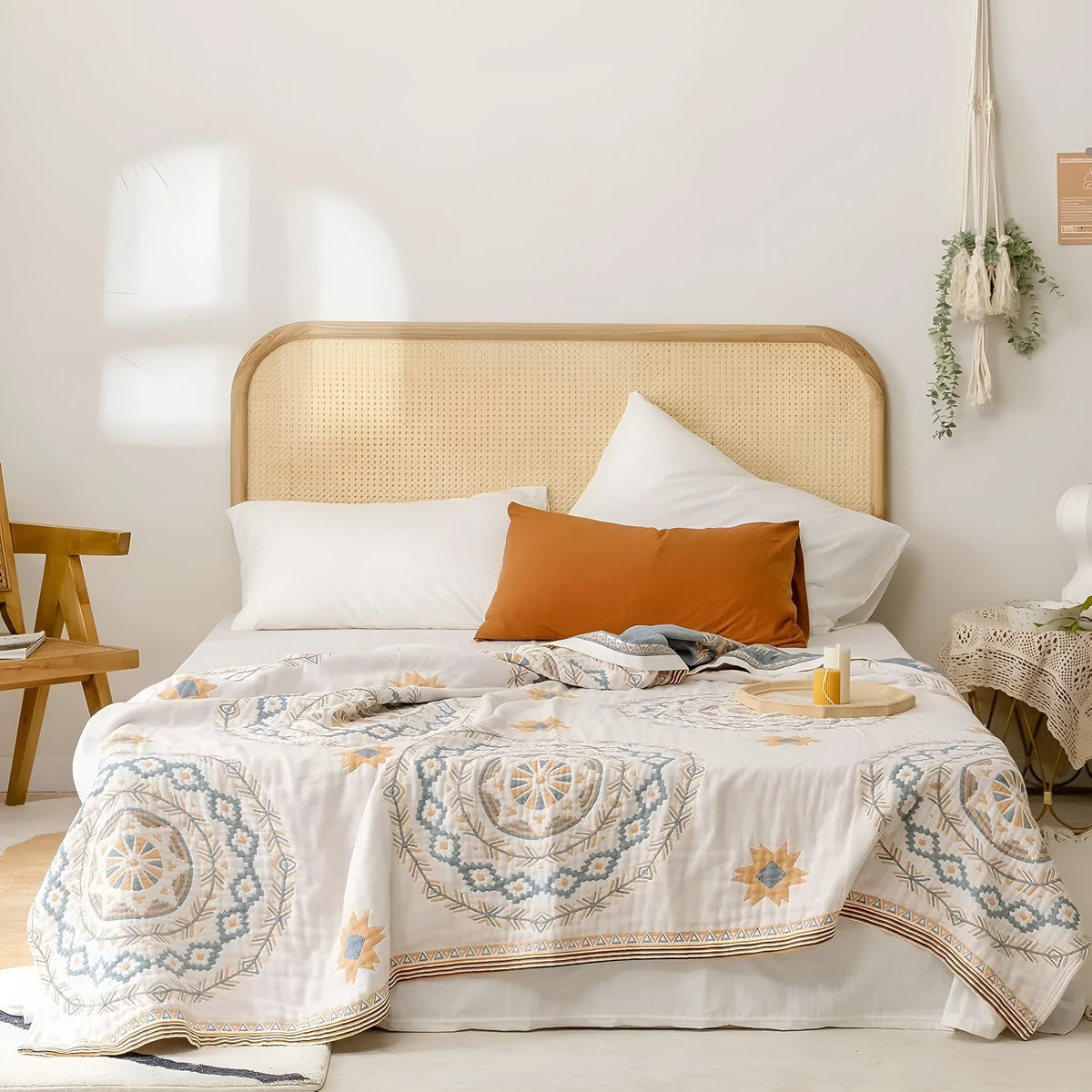 Cotton geometric pattern towel blanket shown in modern style, with size options 180x200cm and 200x230cm.