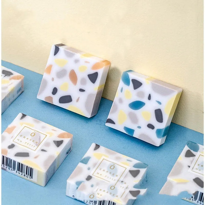 Brick-shaped super clean traceless rubber eraser for student pencil work