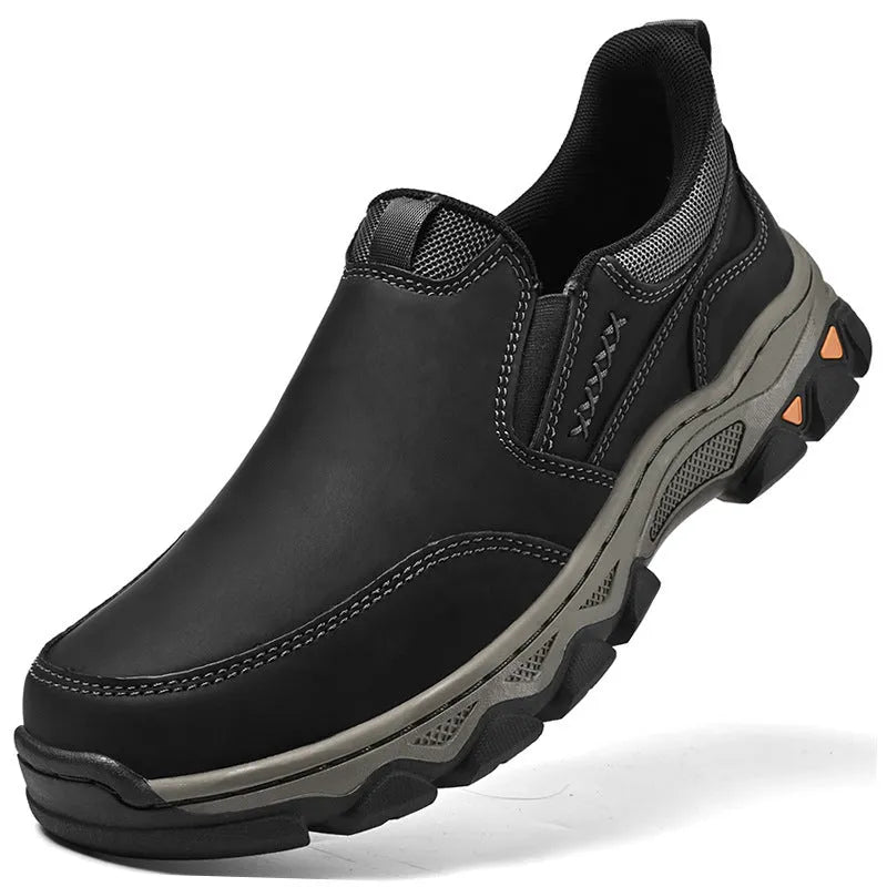 Men's round-toe casual shoes in black with a PU leather upper and rubber sole.