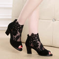 Women's black gladiator sandals with square heel and flower lace design