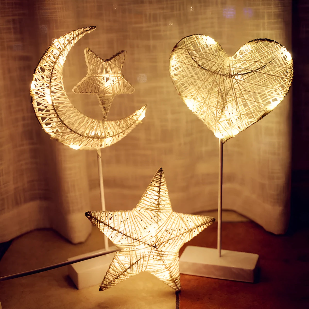 LED rattan decorative star lamp with copper wire construction for bedroom lighting