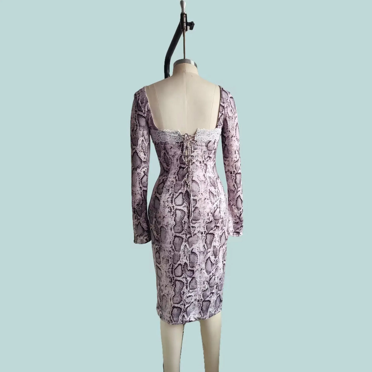 Gray digital printed slim fit lace dress with 3D effect pattern long sleeve A-line skirt