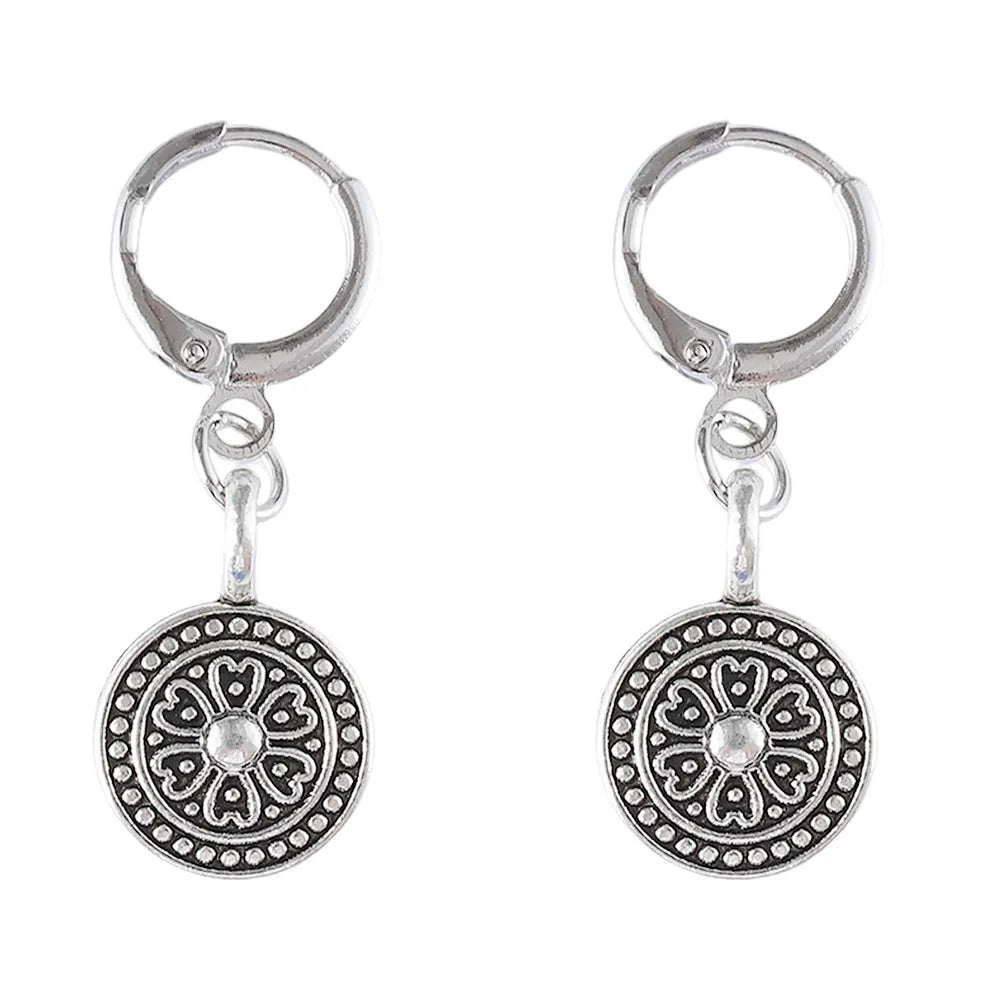 Round bohemian retro earrings with distressed ethnic print in electroplated zinc alloy