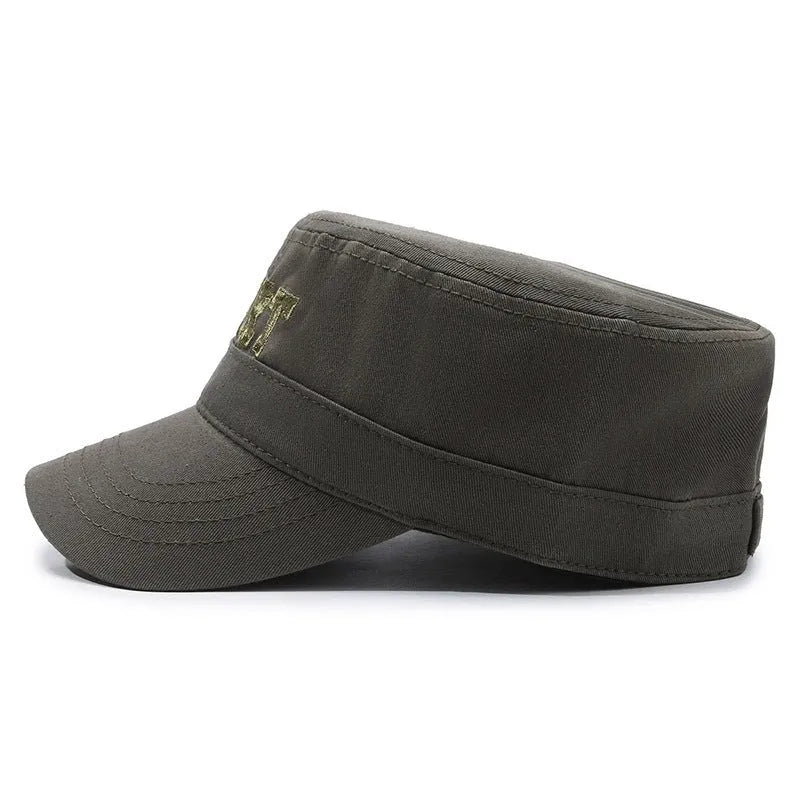 Men's flat-top peaked cotton cap in adjustable size with sun protection properties