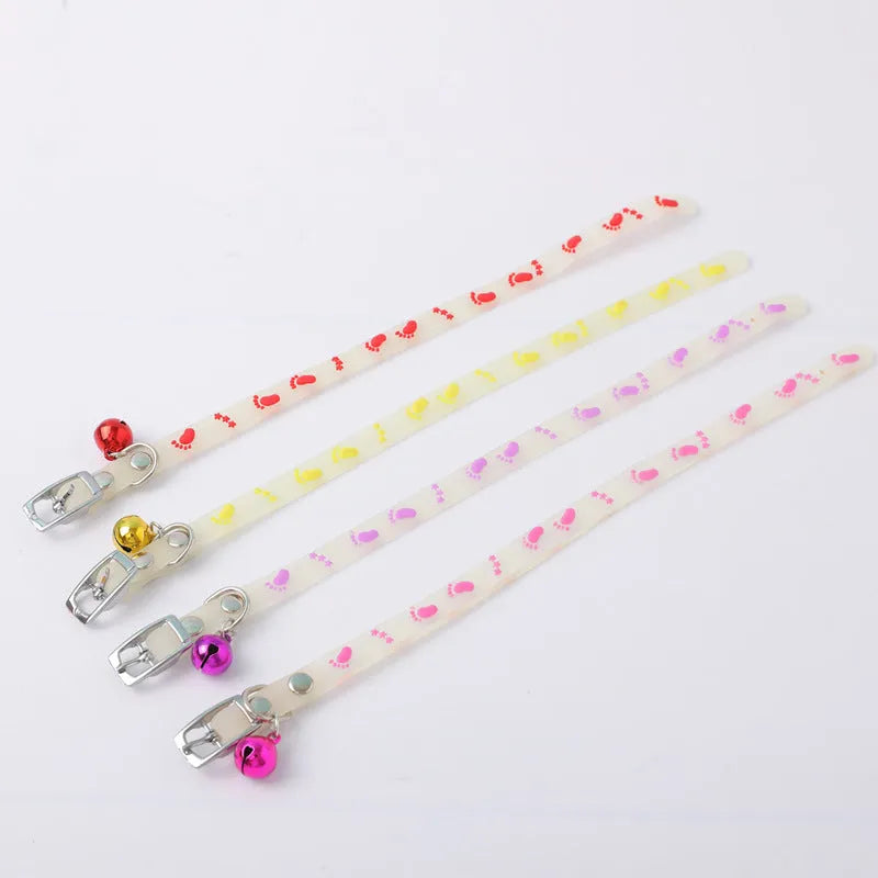 Meow Xinbao luminous pet collar for cats showing adjustable silicone rope and glow feature