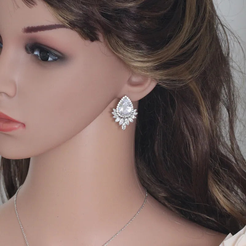 AAA jewellery chain bridal banquet dinner jewellery set with necklace bracelet earrings in blue red white colours
