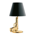 Modern Nordic desk lamp with resin base and plated gold or silver pistol or M16 design, 235x425mm, 220V US plug