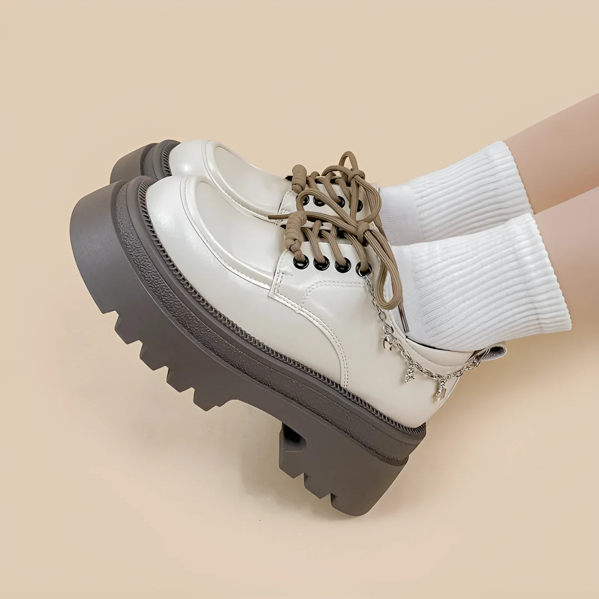 White PU platform Mary Jane shoes with a chunky 6-8cm heel, round toe, and front lace-up.